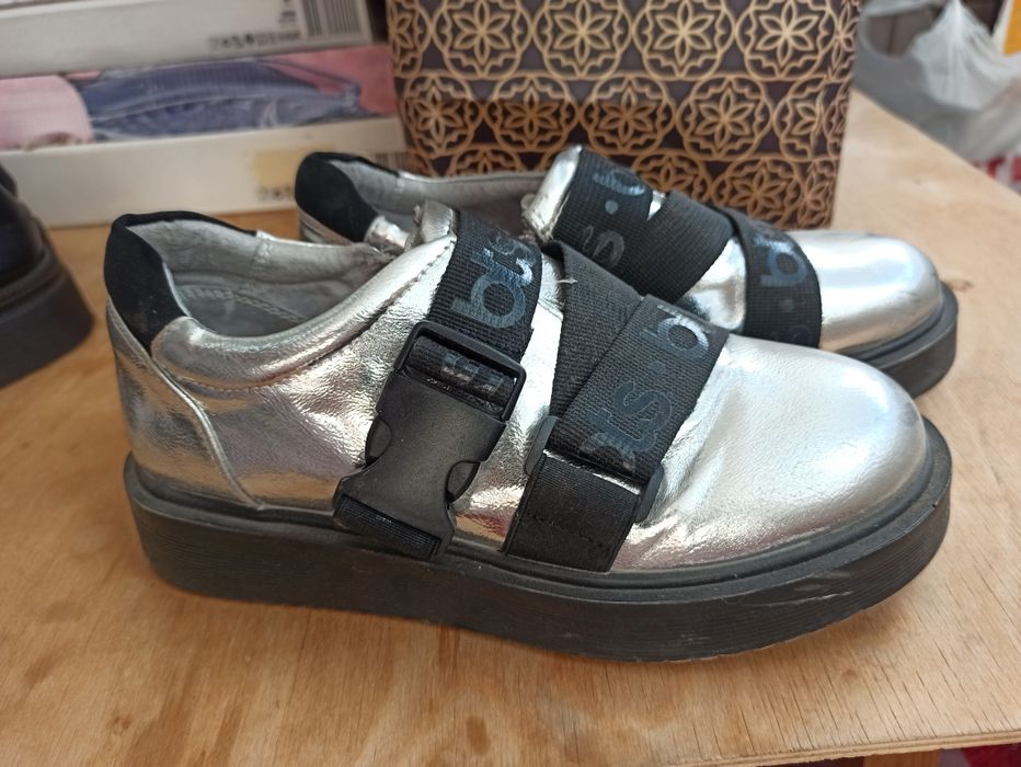 Продам обувь на подростка