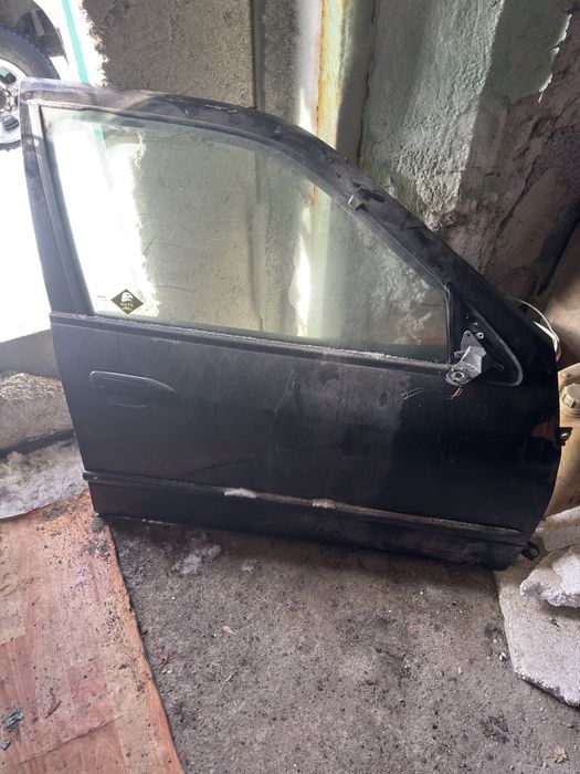 Двери и капот ниссан