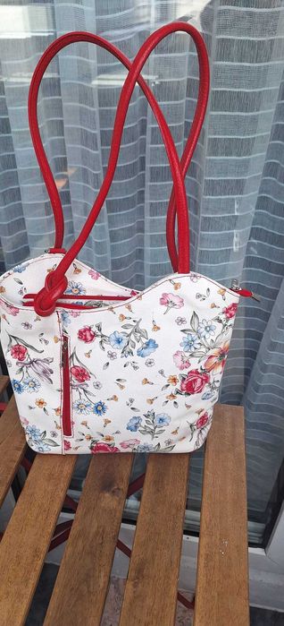 Vand 3 genti de piele