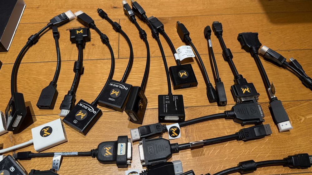 Adaptoare Video Pro: Apple, PNY, Accell, DeLOCK, MiniDP Dual-Link DVI
