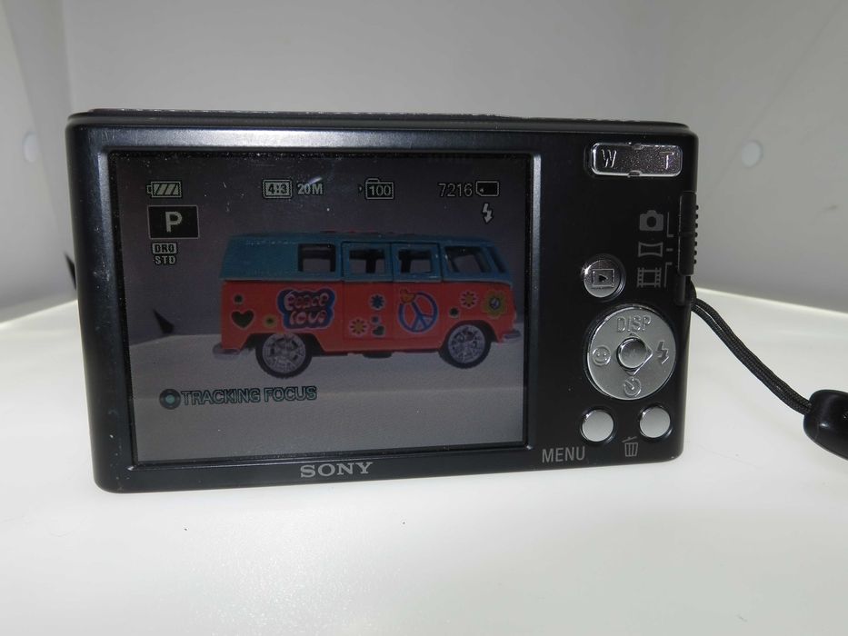 Sony Cyber-shot DSC W830 ултра компактен дигитален фотоапарат цифрова камера в отлчино състояние, пълен комплект,  работи перфектно