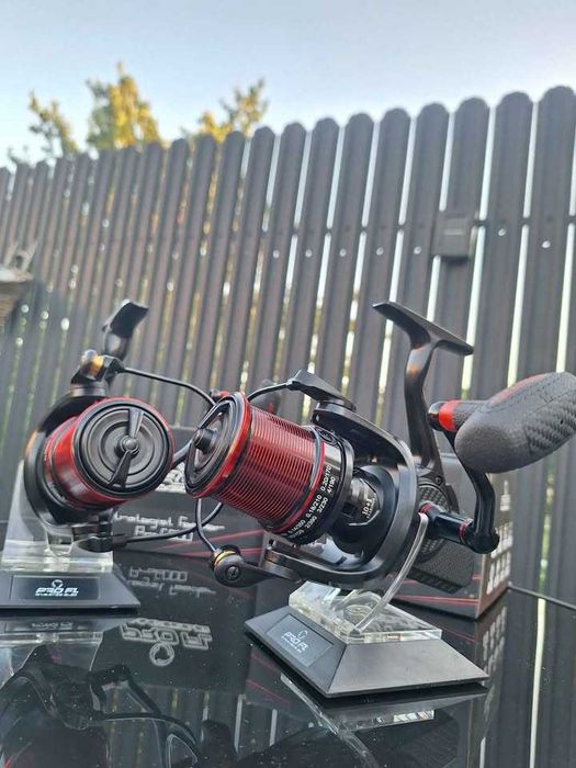 Set 2 mulinete PRO FL Strategist 6000 10+1 Rulmenti NEW