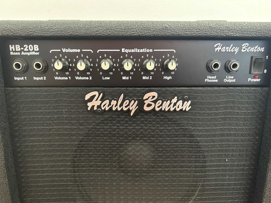 Chitara bass si amplificator Harley Benton