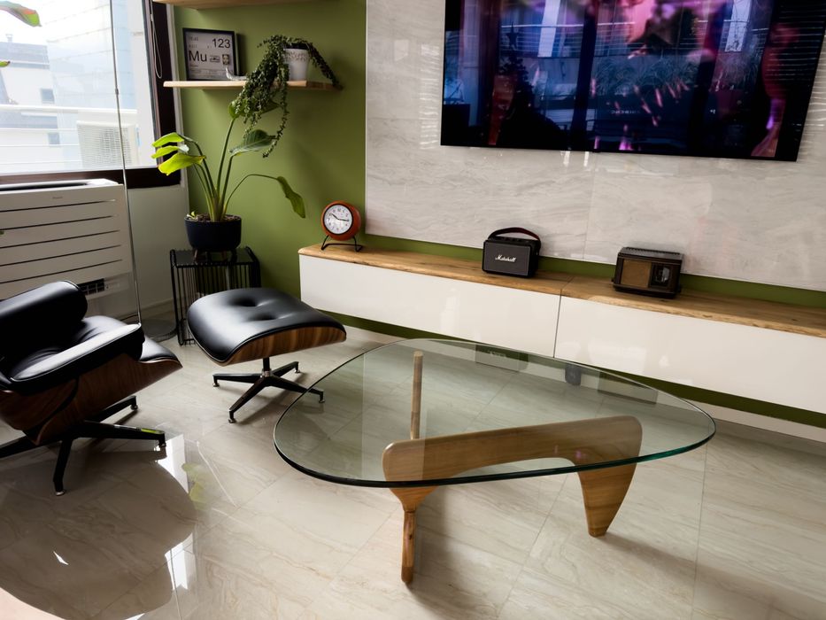 Чисто нова Noguchi Table от Herman Miller
