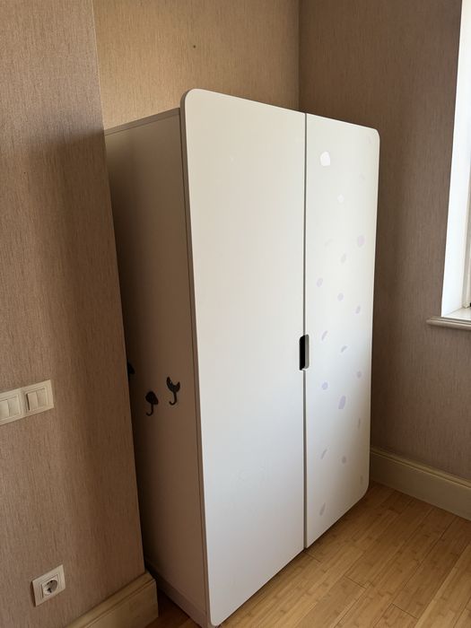 Детский шкаф-шифоньер.