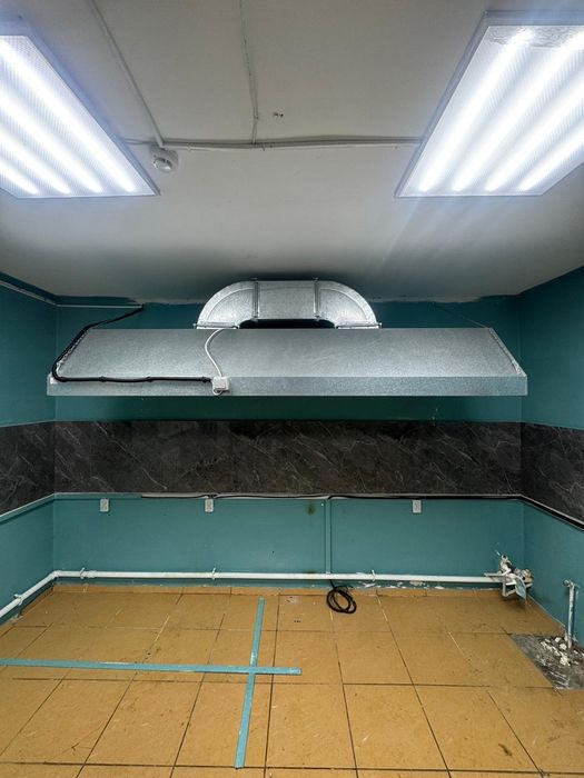 Вытяжка очень в хорошем состряни