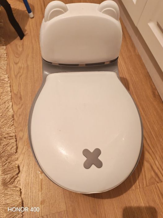 Продам гаршок детская и и кенгуру