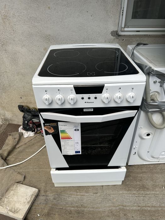Cuptor electric + plita vitroceramica Hansa Clasa A,stare foarte buna