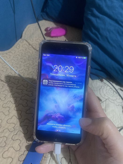 Айфон шестой с серый цвет