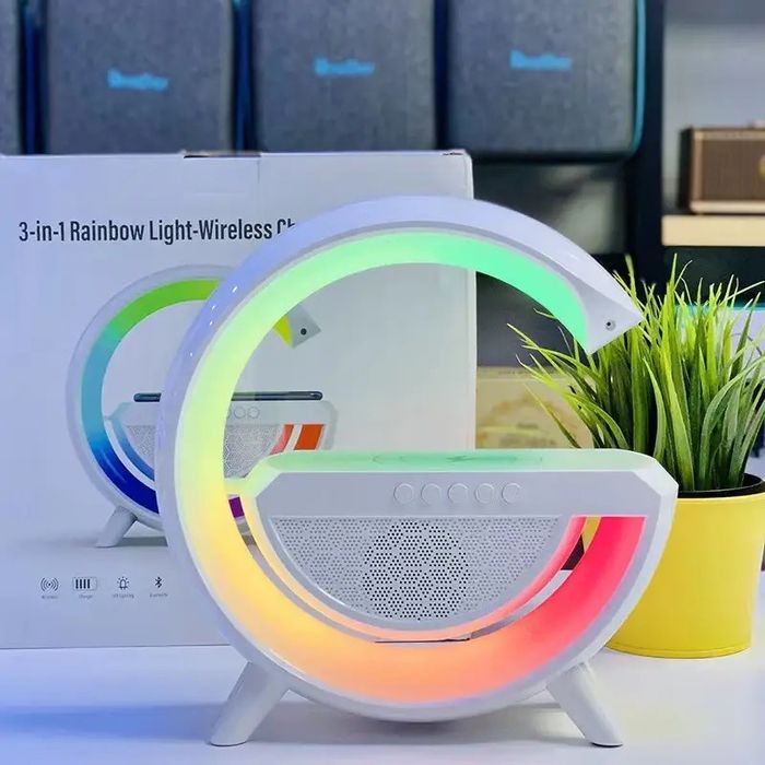 Бзжична Led лампа със зарядно и високоговорител/ Wireless led lamp