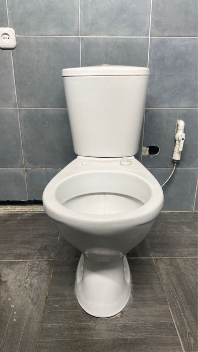 Б/У раковина и Унитаз