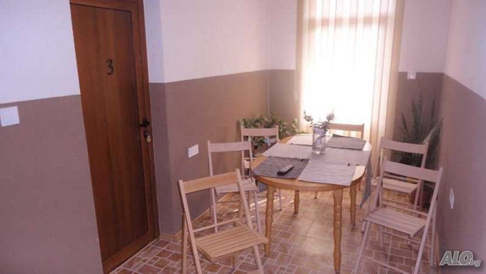 Къща НОЩУВКИ 10 euro ЗА РАБОТНИЦИ център Велико Търново