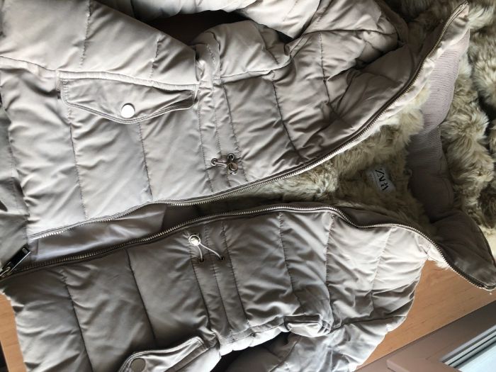 Чисто Ново красиво модерно Зимно бежово топло яке Зара