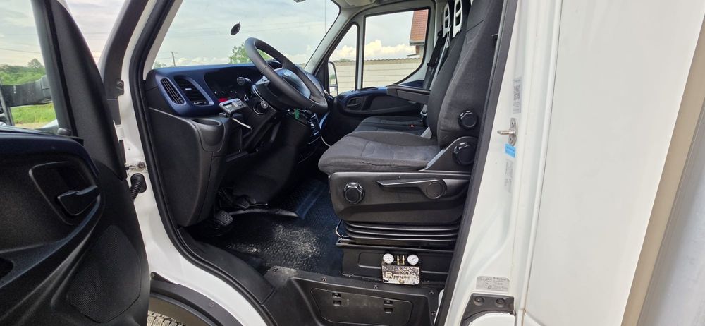 Iveco  Daily  FRIGORIFIC 35c15/50c15/65c18 Cu lift Hidraulic Cat B