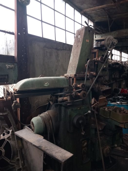 Продавам металообработваща фреза