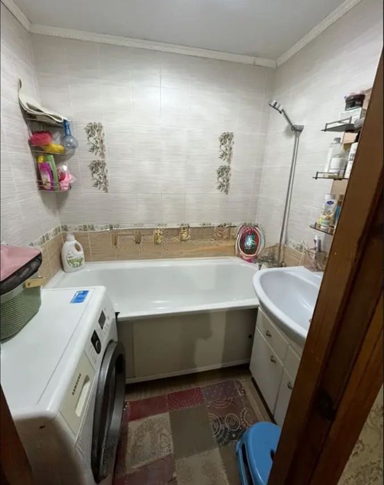 Продам 4х комнатную квартиру