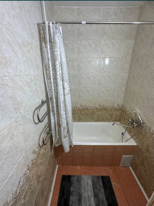 2/2/4 массив Феруза рядом Согдиана раздельные комнаты