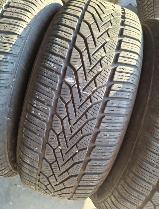 4 Anvelope de iarnă 205  60 r16 Semperit