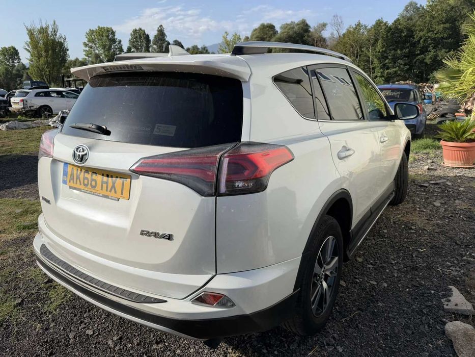 Toyota RAV4 2016 г. 2.0 D4D 143кс НА ЧАСТИ