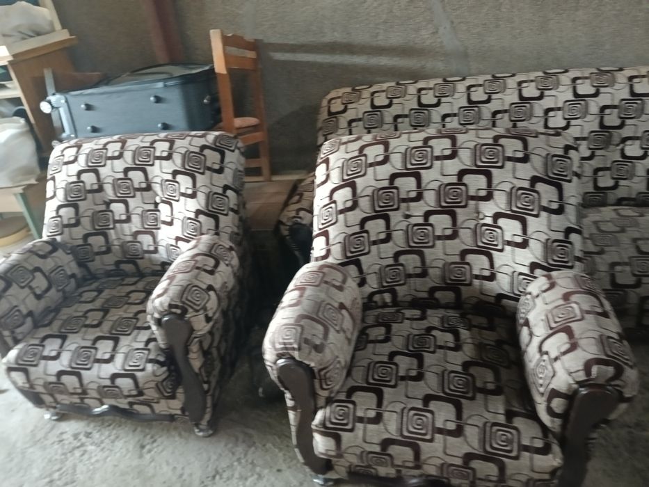 Диван сотилади  арзон нархларда