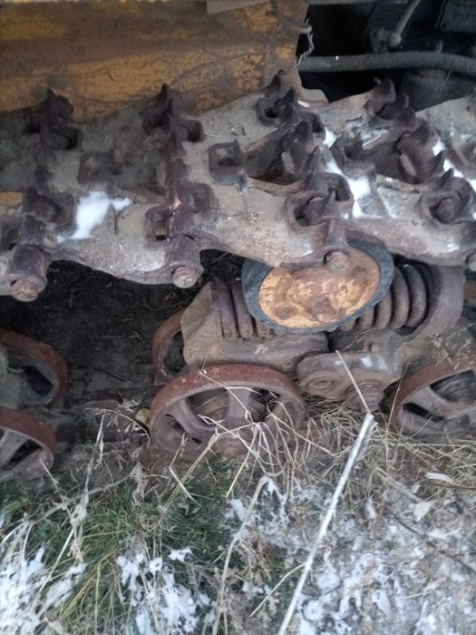 Продам трактор дт75