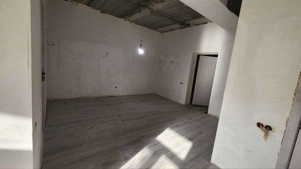 Srochniy novostroyka sotiladi