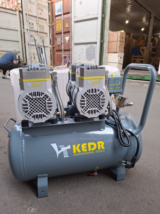 Воздушный Компрессор. Ваздушный Кампрессор.Кампрессор.Компрессор