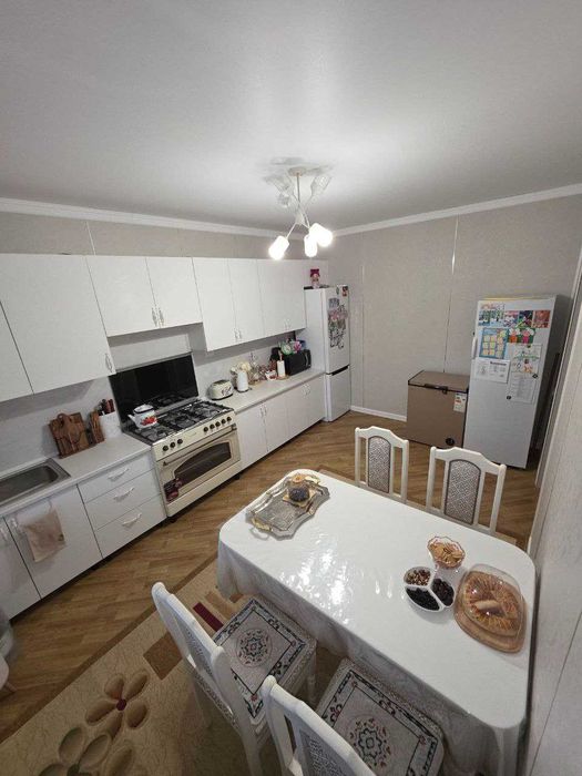 Продам дом в поселке Абай