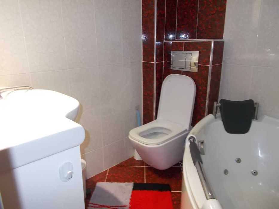 Продава се Къща в с. Дуранкулак, Област Добрич - 250 кв.м за 735 €/кв.м - Снимка #13