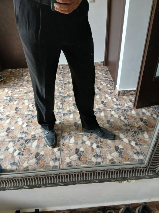 Pantaloni barbati din stofa marimea 34/34 in perfecta stare