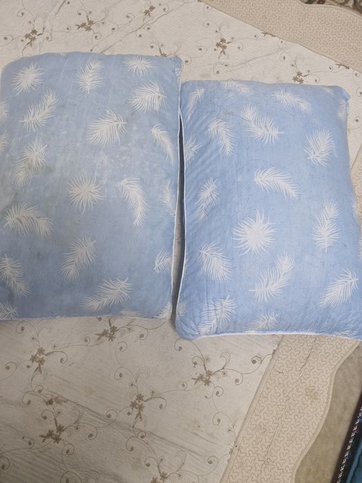 Подушки, жастықтар