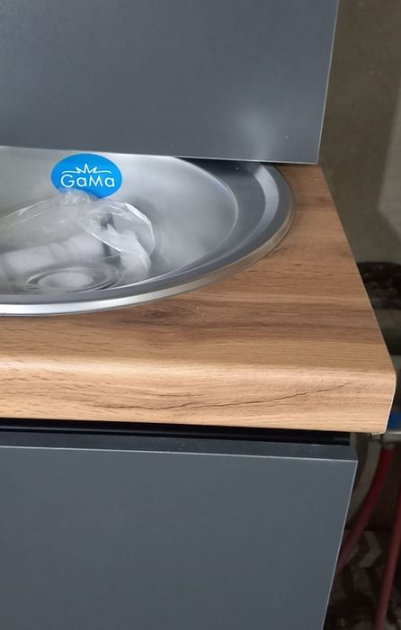 Продаю кухонный гарнитур