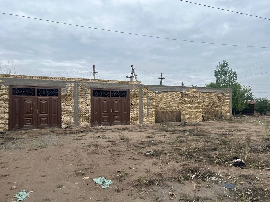 зудлик билан нотурар бино сотилади