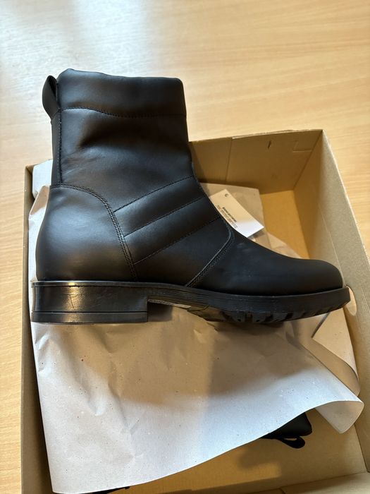 Кожени боти с вълна - нови!