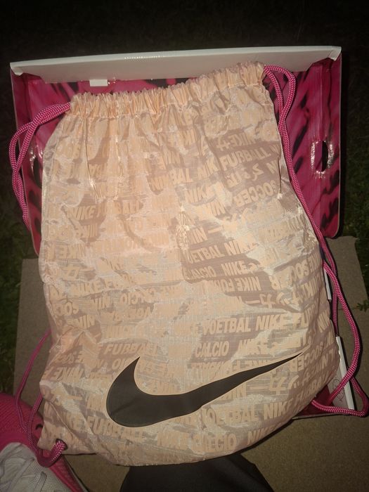 Vând ghete fotbal FG  Nike Phantom 6 elite