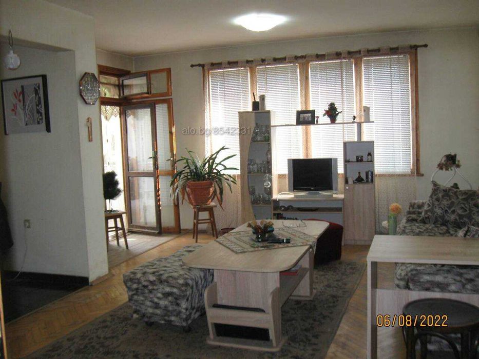 Продава се Многостаен апартамент в Пазарджик, Център - 135 кв.м за 1000 €/кв.м - Снимка #1