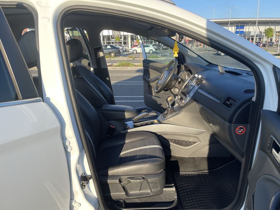 Ford Kuga Titanium 2.0 Diesel 140 Cp 2x4