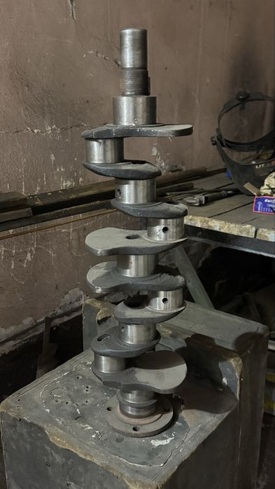 Каленвал 402 матор