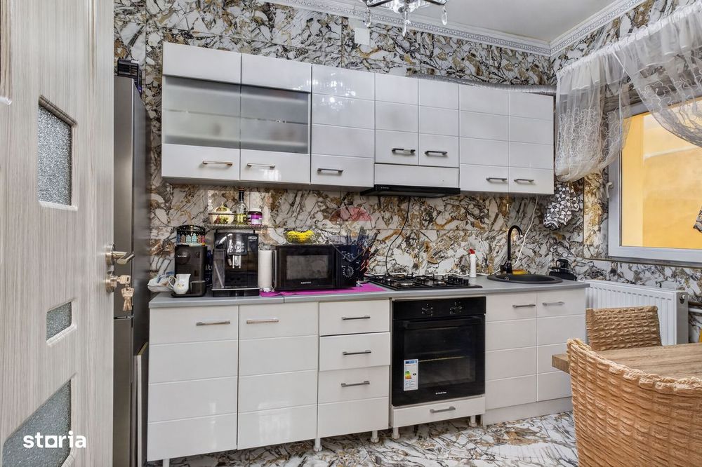 Casă complet renovată în zona ultracentrală | Pecica