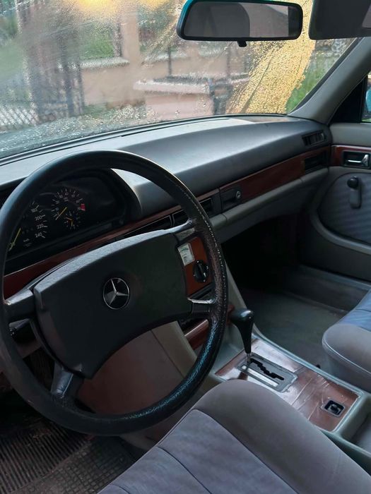 Mercedes-Benz 280 SE W126 – 1985