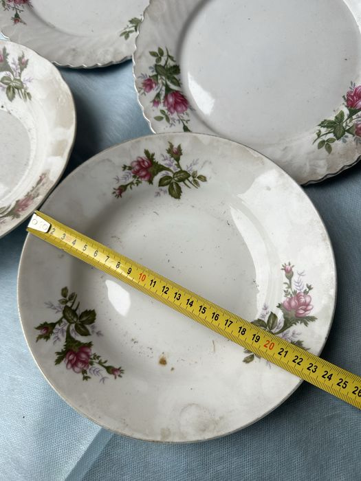 Продам посуду - тарелки.