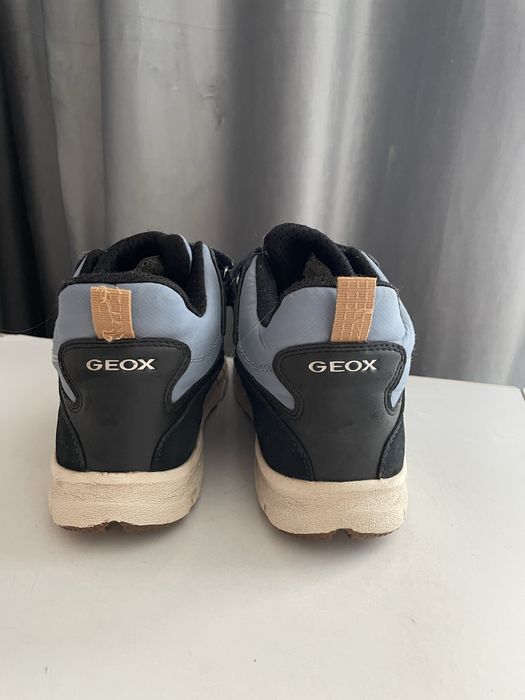 Ботинки GEOX оригинал р-р 37