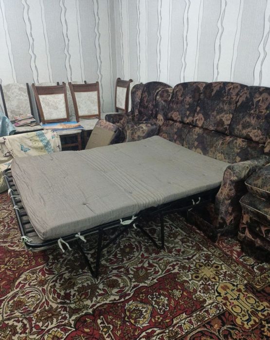 Продам  диван и кресла