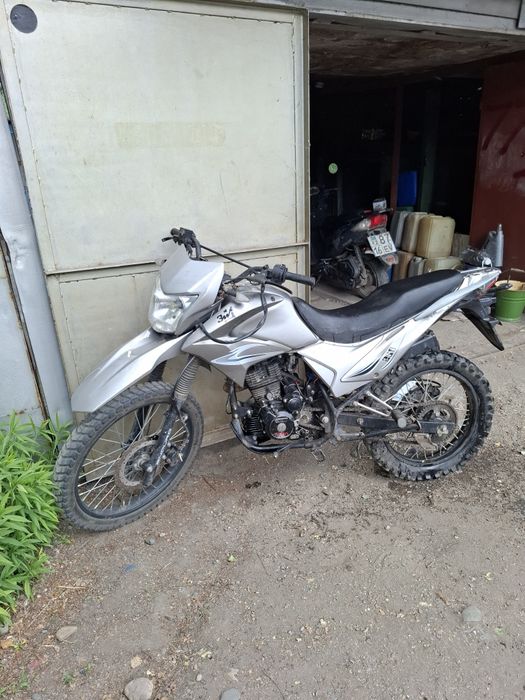 Эндуро зид 250 .