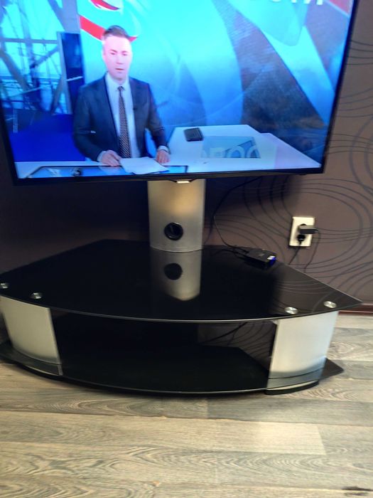 Подставка под телевизор