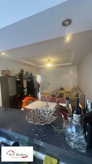 Продава се Тристаен апартамент в Разлог - 64 кв.м за 773 €/кв.м - Снимка #3