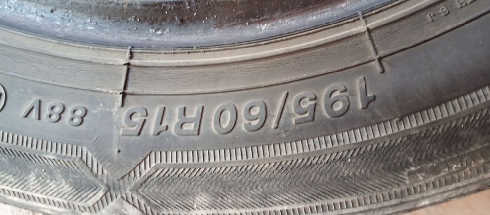 Срочно продается баллоны в хорошем состоянии, 4 шт