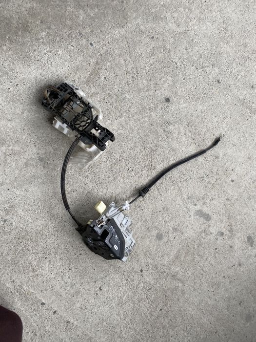 Broasca dreapta fata DE EUROPA pt vw passat b6