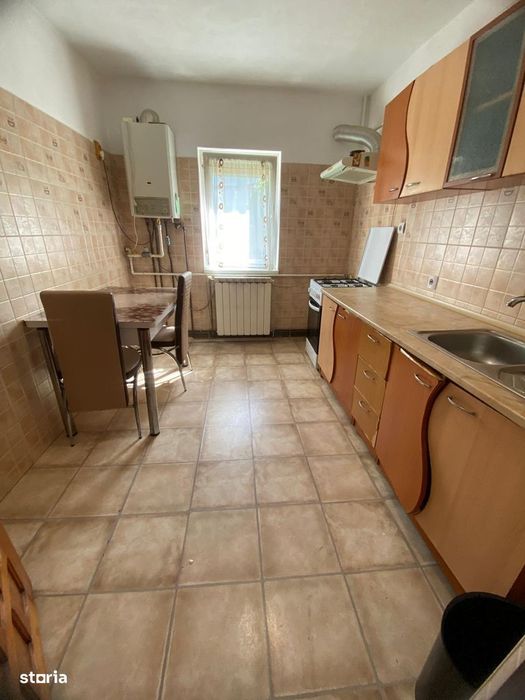 Apartament 2 camere mobilat si utilat, centrala proprie, Mioritei