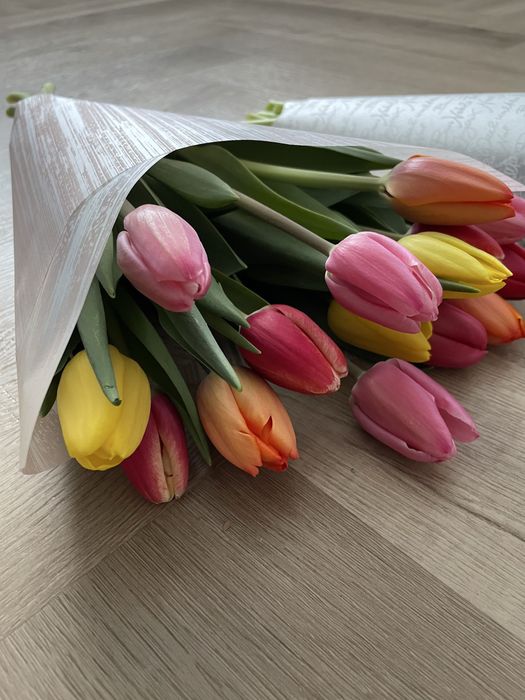 Тюльпаны к 8 марта